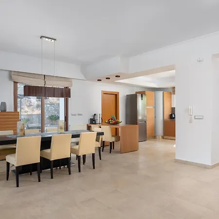 Vitzi Vista Vlicha (Rhodes)